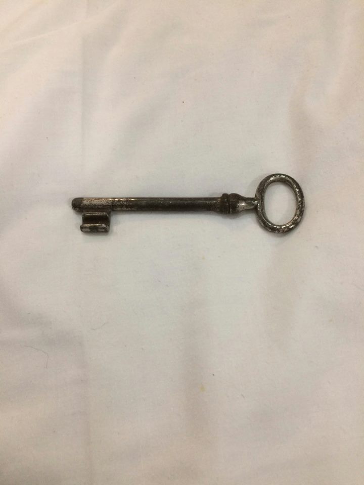 המפתח המקורי של בית סבתה של שרה'לה גוטמן לבית קלדרון